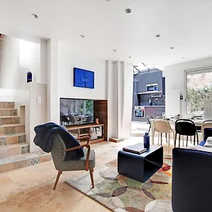 Amazing 10p3br Beaubourg - Centre De Apartment
