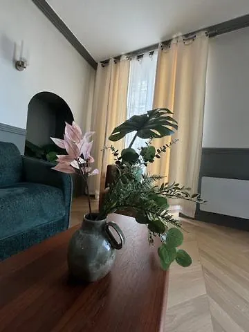 Bon Marche - Charming Apartment Paris 0*,  France